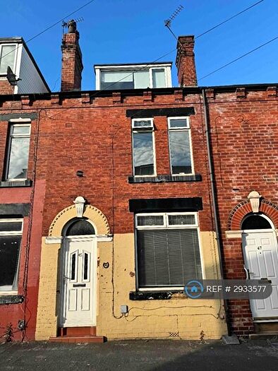 4 Bedroom Terraced House To Rent In Victoria Grove, Leeds, LS9