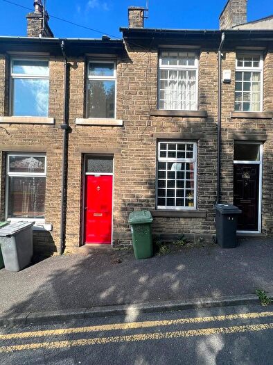 2 Bedroom Terraced House To Rent In Whitegate Road, Newsome, Huddersfield, Kirklees, HD4