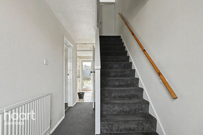 3 Bedroom Semi-Detached House To Rent In Prince Andrew Road, Broadstairs, CT10