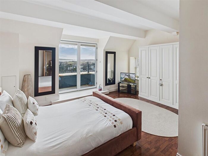 3 Bedroom Flat For Sale In Bryn Y Mor, Narberth Road, Tenby, Pembrokeshire., SA70