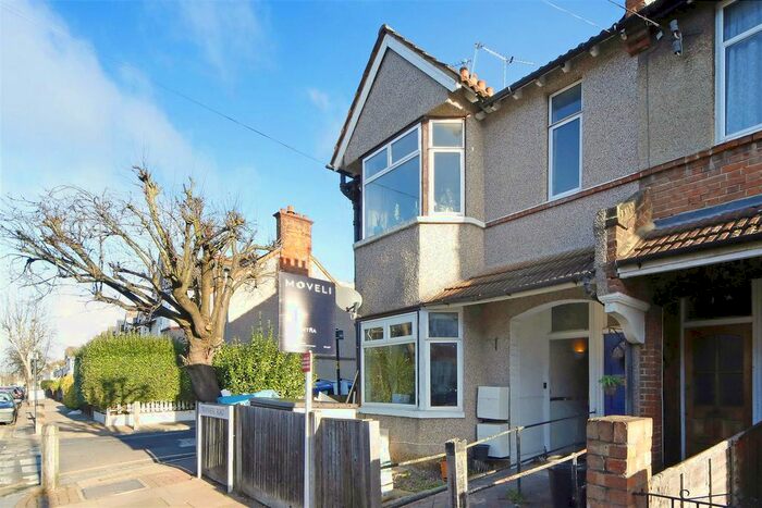 2 Bedroom Town House To Rent In Tranmere Road, London, SW18