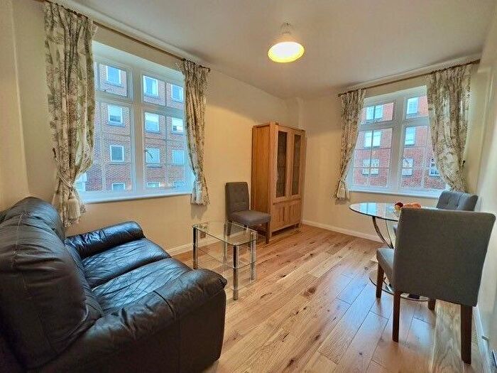 1 Bedroom Flat To Rent In Langford Court, Abbey Road, NW8