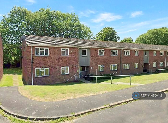 1 Bedroom Flat To Rent In Broadwey, Weymouth, DT3