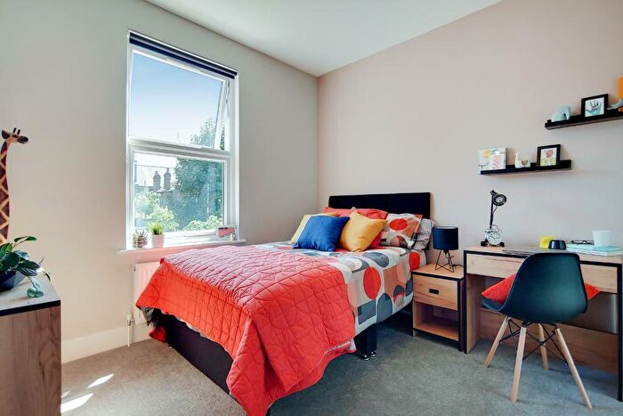 1 Bedroom House Of Multiple Occupation To Rent In Springrice Road, Hither Green, London, SE13