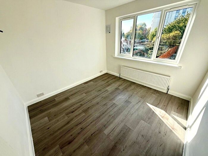 4 Bedroom Terraced House To Rent In Wentworth Road, Southall, UB2