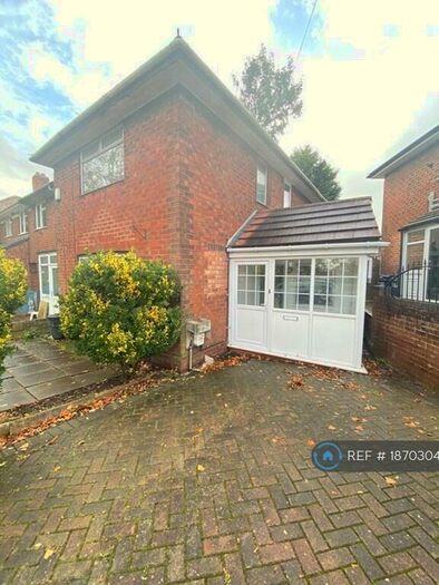 3 Bedroom Terraced House To Rent In Weoley Castle Road, Birmingham, B29