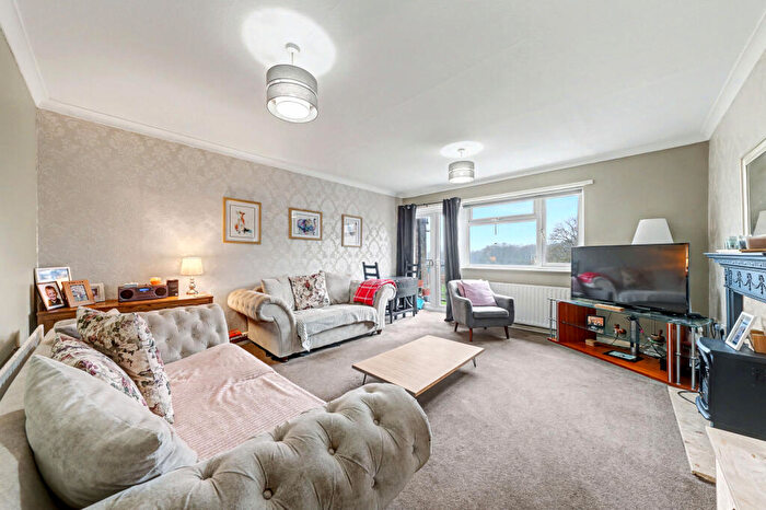 3 Bedroom Flat For Sale In Alwoodley Court, Leeds, West Yorkshire, LS17