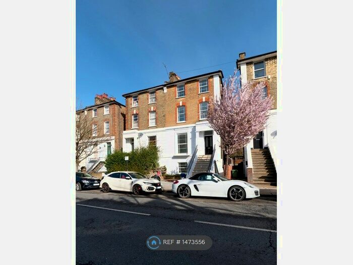 4 Bedroom Flat To Rent In Agar Grove, London, NW1