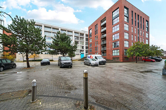 1 Bedroom Apartment For Sale In Skypark Road, Somerset, BS3