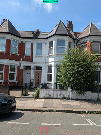 Terraced House For Sale In Langham Road, London, N15