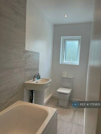 4 Bedroom Terraced House To Rent In Maidstone, Maidstone, ME14
