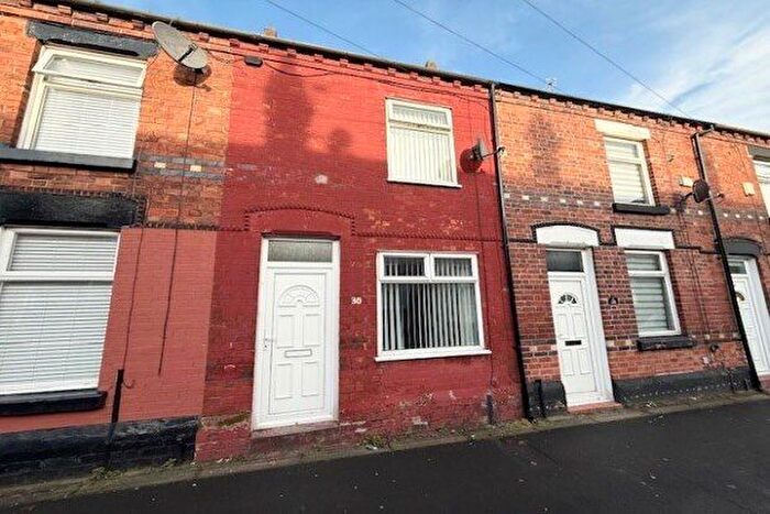 2 Bedroom Property To Rent In Gladstone Street, St. Helens, WA10
