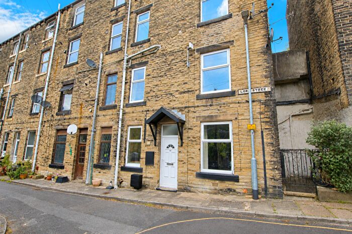 2 Bedroom Terraced House For Sale In Lord Street, Todmorden, OL14