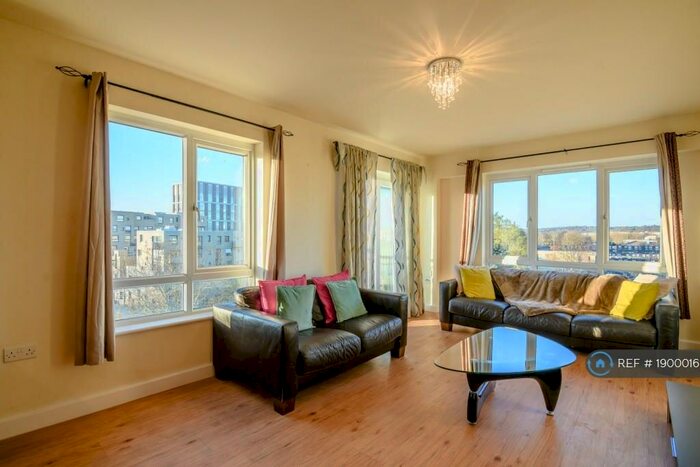 2 Bedroom Flat To Rent In Heritage Avenue, London, NW9