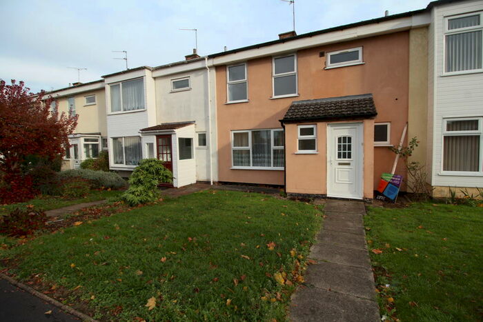 3 Bedroom Terraced House To Rent In Marloes Walk, Sydenham, CV31