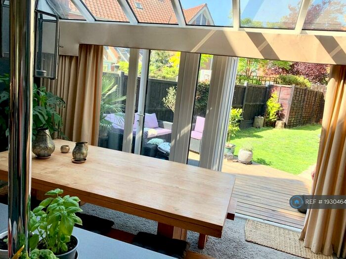 3 Bedroom Terraced House To Rent In Braganza Way, Chelmsford, CM1