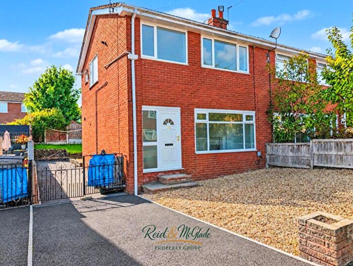 3 Bedroom Semi-Detached House For Sale In Windsor Drive, Flint, CH6