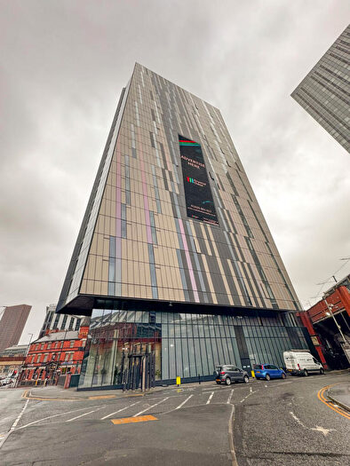 1 Bedroom Apartment For Sale In Axis Tower, , Whitworth Street West, Manchester, M1