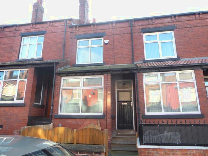 3 Bedroom Terraced House To Rent In Luxor View, Harehills, LS8