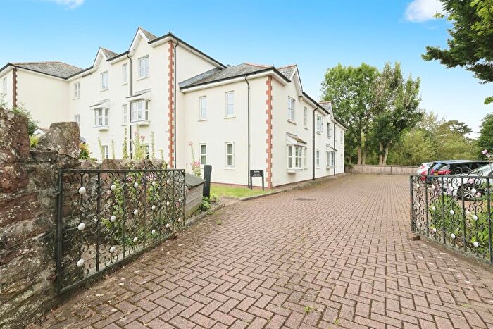 2 Bedroom Flat For Sale In Monnow Street, Monmouth, NP25