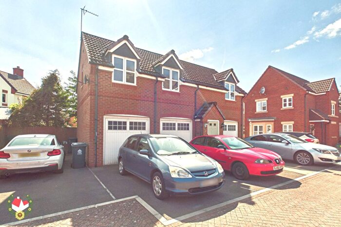 1 Bedroom Detached House For Sale In Neatishead Road Kingsway, Quedgeley, GL2