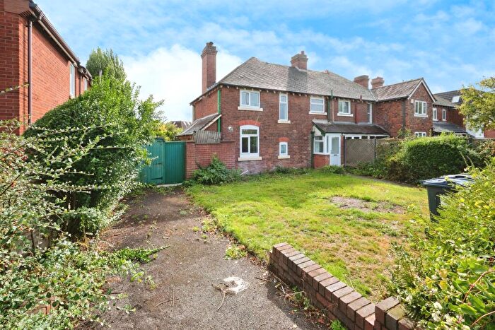 3 Bedroom Semi-Detached House For Sale In Queslett Road, Birmingham, B43
