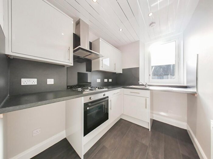 1 Bedroom Flat To Rent In Molison Street, Stobswell, Dundee, DD4