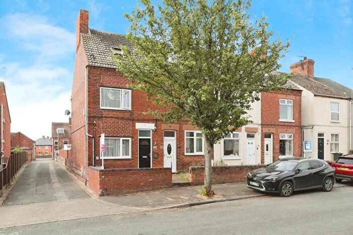 4 Bedroom End Of Terrace House For Sale In King Street, Hodthorpe, Worksop, S80