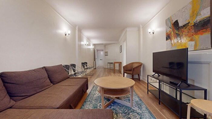 1 Bedroom Flat To Rent In Gloucester Place, London, NW1