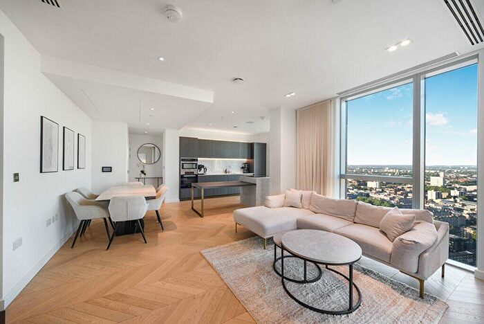 2 Bedroom Apartment To Rent In City Road London, EC1V