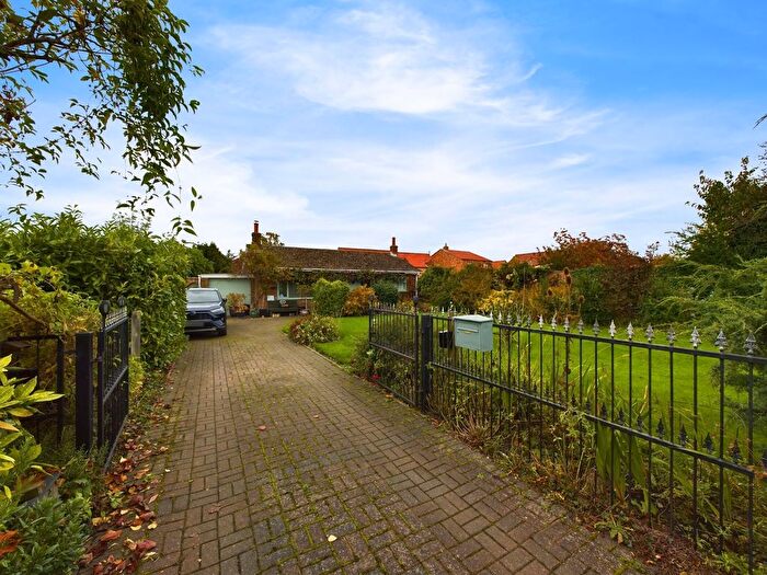 2 Bedroom Detached Bungalow For Sale In Main Road, Drax, YO8
