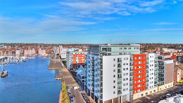 2 Bedroom Flat For Sale In Patteson Road, Ipswich, IP3