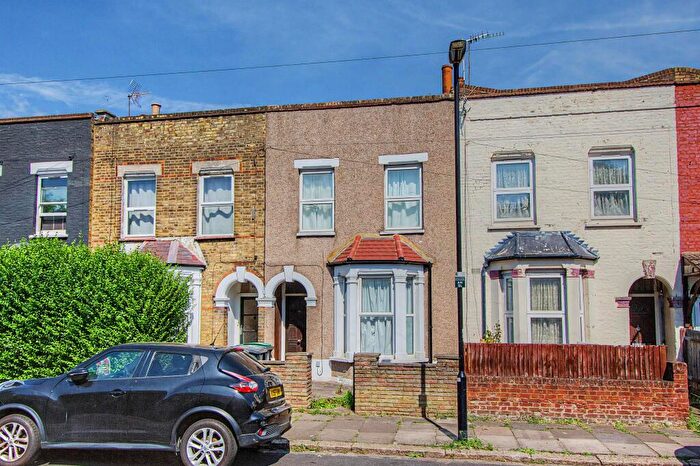3 Bedroom Terraced House For Sale In Antill Road, Tottenham, London, N15