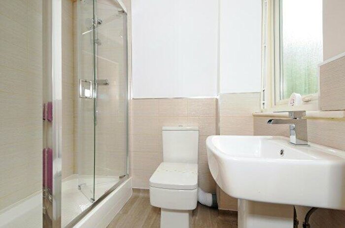 5 Bedroom Flat To Rent In Forster Street, NG7
