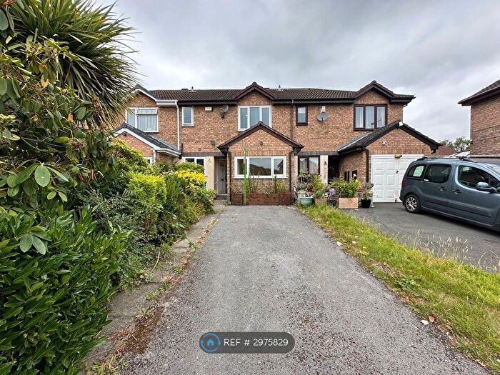 3 Bedroom Semi-Detached House To Rent In Wolfreton Crescent, Manchester, M27