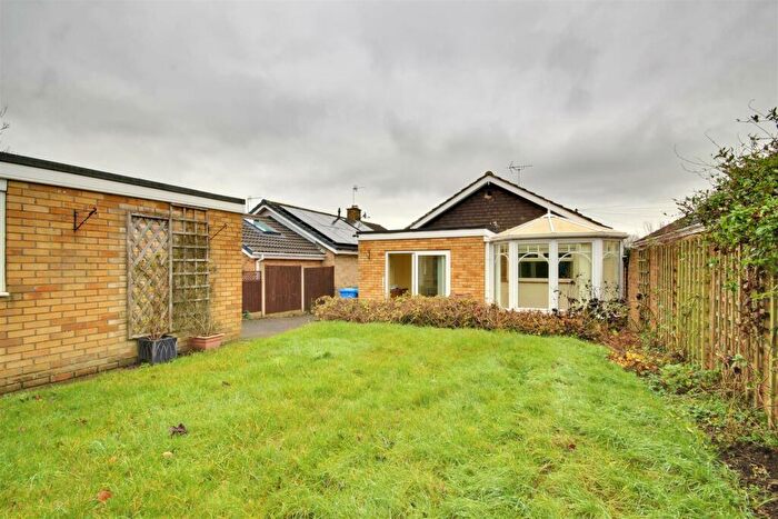 2 Bedroom Detached Bungalow For Sale In Crake Wells, Walkington, Beverley, HU17