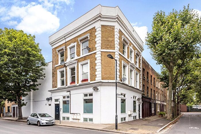 1 Bedroom Flat For Sale In New Concorde Apartments, Webster Road, SE16