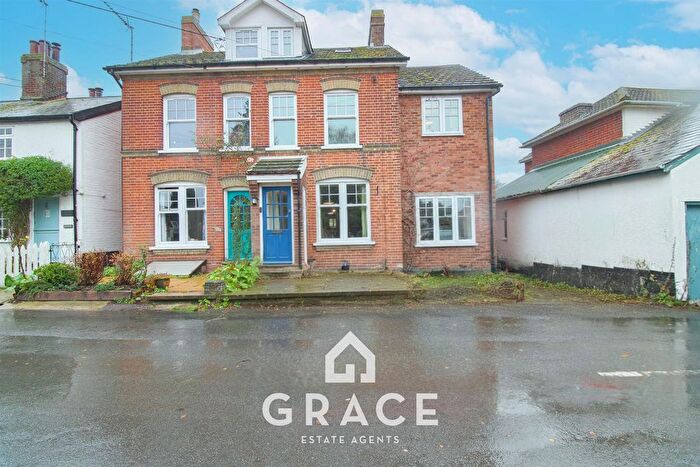 4 Bedroom Semi-Detached House For Sale In Church Road, Chelmondiston, Ipswich, IP9