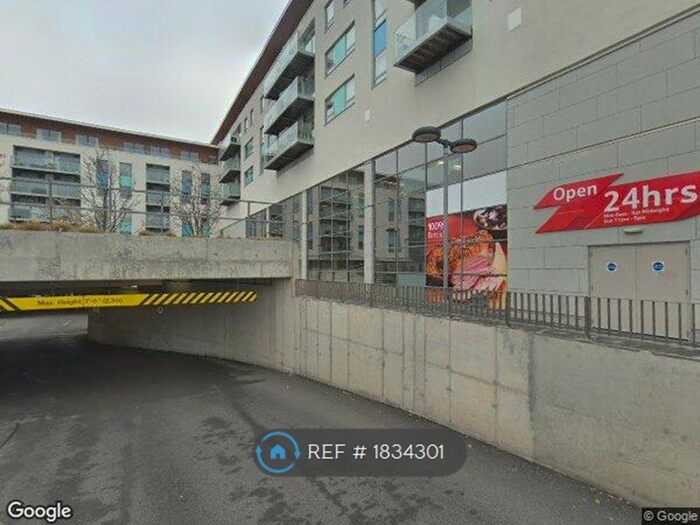 1 Bedroom Flat To Rent In Derry Court, London, SW16