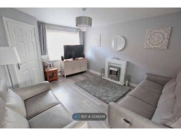 3 Bedroom End Terrace House To Rent In Avocet Close, Hornsea, HU18