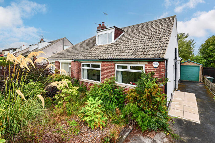 3 Bedroom Semi-Detached House For Sale In Lyndale Road, Eldwick, Bingley, West Yorkshire, BD16
