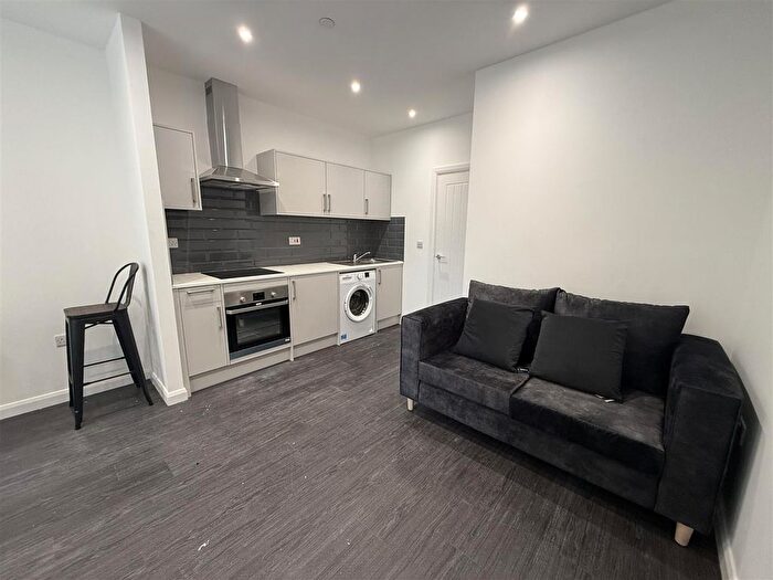 Studio To Rent In Spectrum House, East Parade, Bradford, BD1