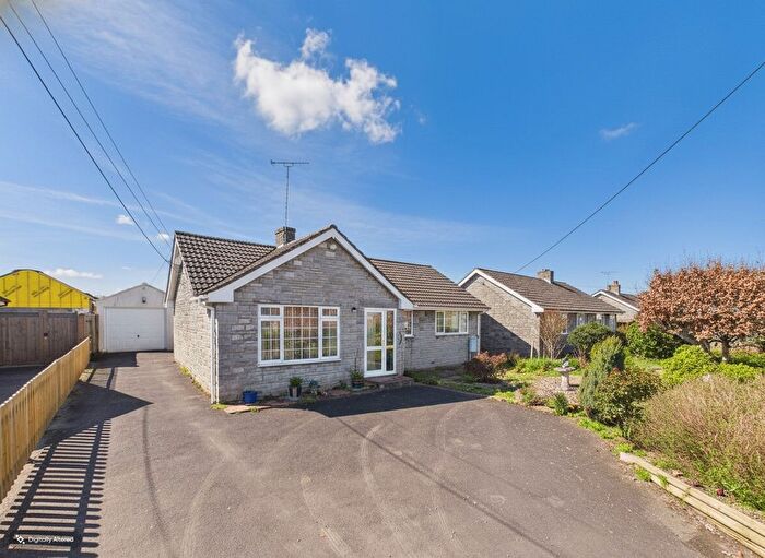 3 Bedroom Bungalow For Sale In Courthay Orchard, Pitney, TA10