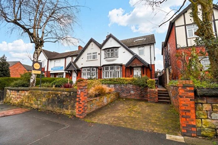 6 Bedroom Semi Detached House For Sale In Eccles Old Road, Salford, M6