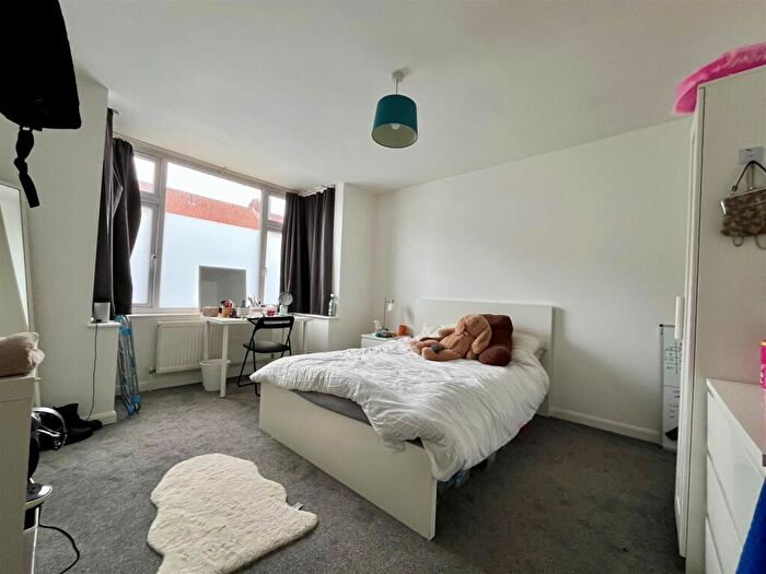 6 Bedroom House To Rent In Ninth Avenue, Filton, Bristol, BS7