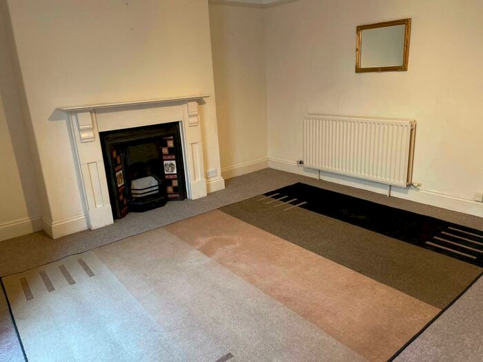 Studio To Rent In Benbow Street, Stoke, Plymouth, Devon, PL2