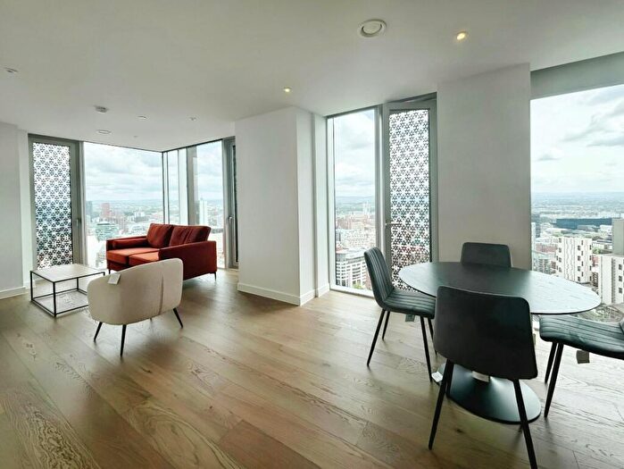 2 Bedroom Apartment To Rent In Viadux, Deansgate, M1