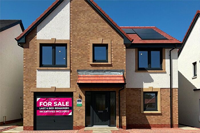 Property For Sale In Castle Gate, Airth, FK2