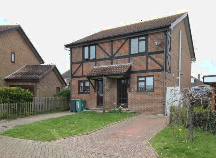 2 Bedroom Semi-Detached House To Rent In Audley Court, Freshwater, PO40