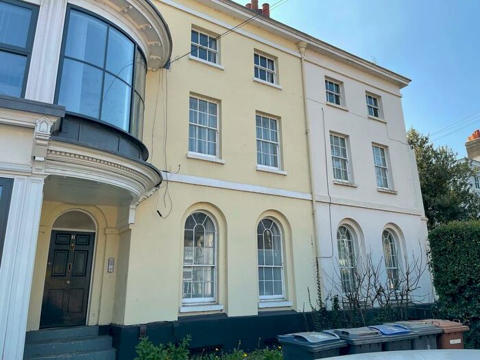 1 Bedroom Apartment To Rent In North Road, Hertford, SG14